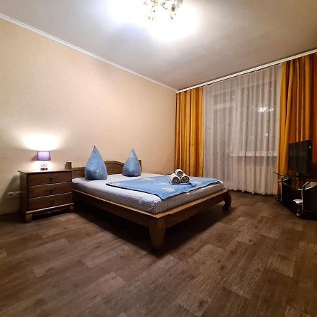 1-Room Luxury Apartment On Sobornyi Avenue 170-V, By Grandhome Zaporizhia Exteriér fotografie
